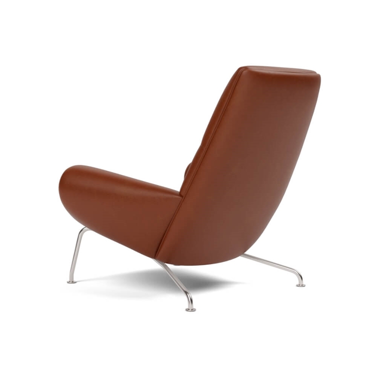 Fredericia Furniture Wegner Queen Chair 1010 Lænestol - Cera 905 Russet Brown, vinkel 3